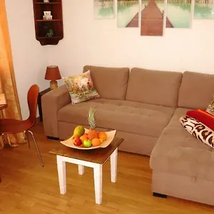 Close To Golden Mile Appartement
